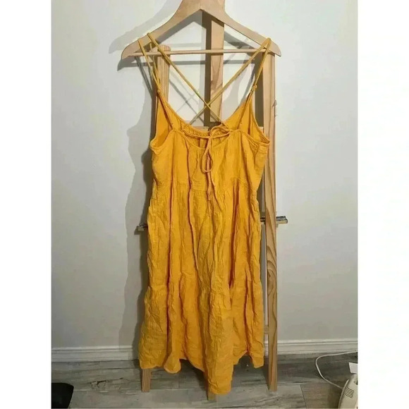 Free assembly Women’s sleeveless Double Strap Cross Back Tiered Midi Dress, size - Picture 3 of 8